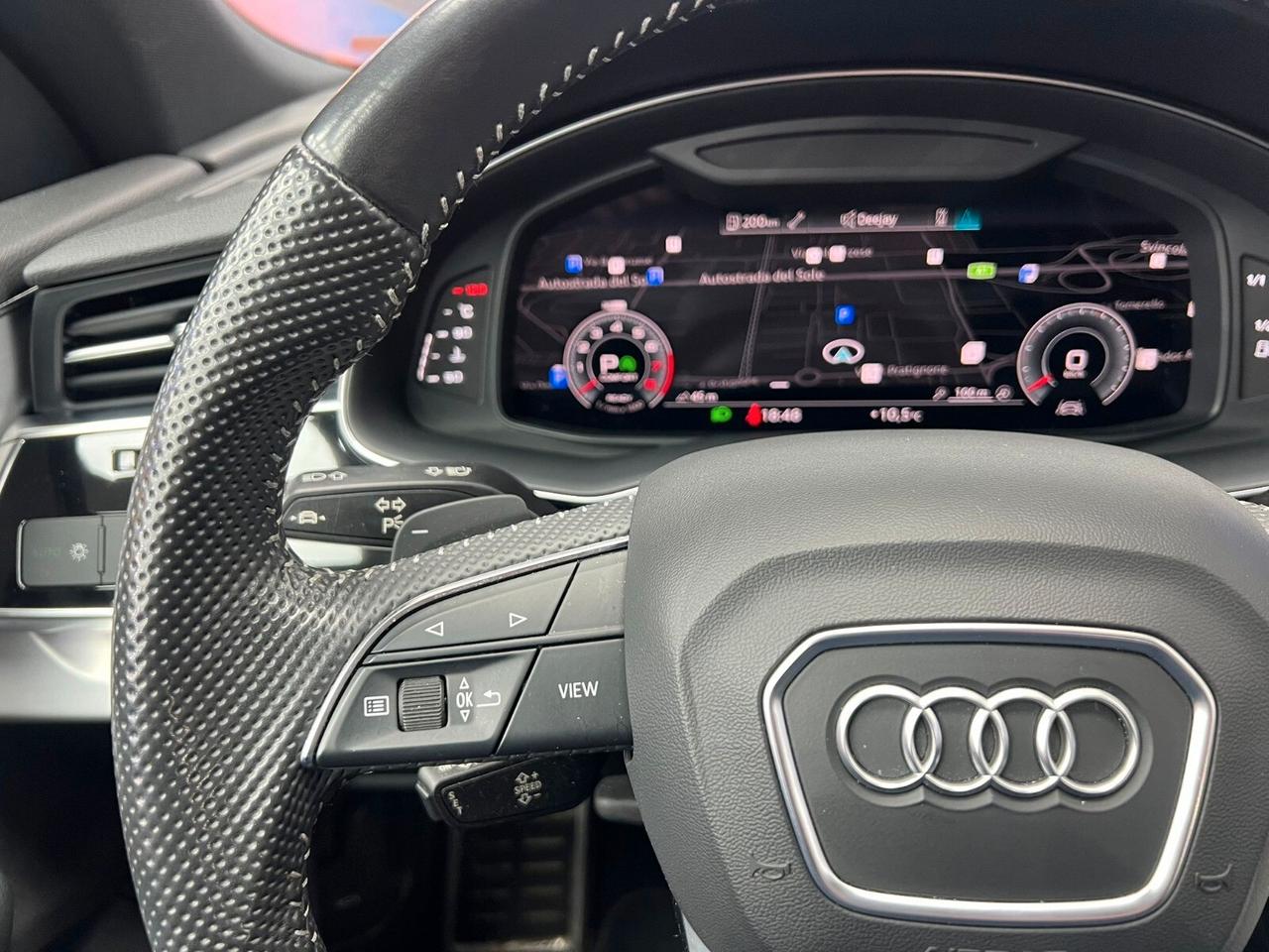 Audi Q8 55 TFSI quattro tiptronic