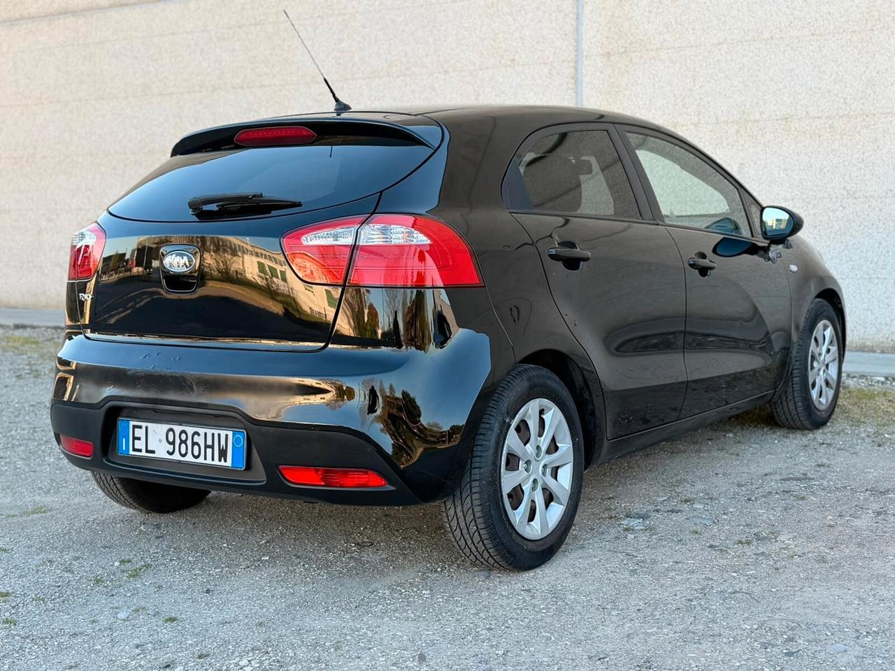 KIA RIO 1.2 BENZINA + GPL 2033 NEOPATENTATI