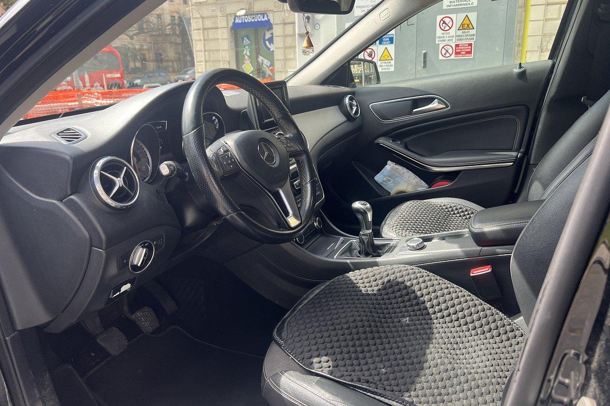 MERCEDES GLA 200 CDI Sport