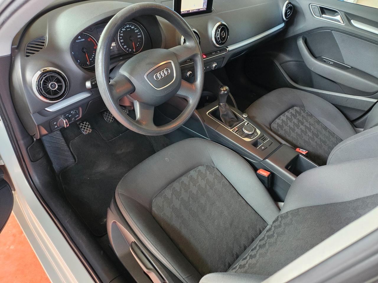 Audi A3 1.6 TDI Ambiente