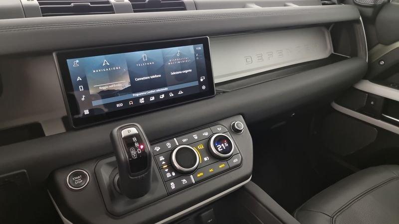 Land Rover Defender 110 3.0D I6 200 CV AWD Auto SE Autocarro N1