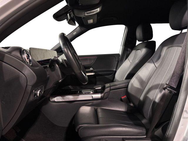 MERCEDES-BENZ GLB 200 d Automatic Sport Plus