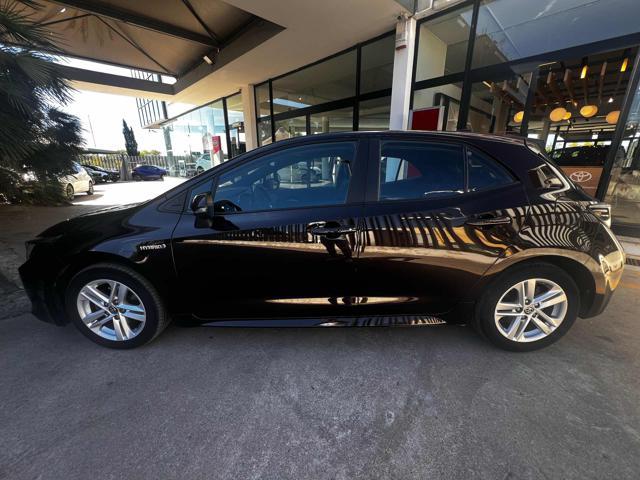 TOYOTA Corolla 1.8 Hybrid Active