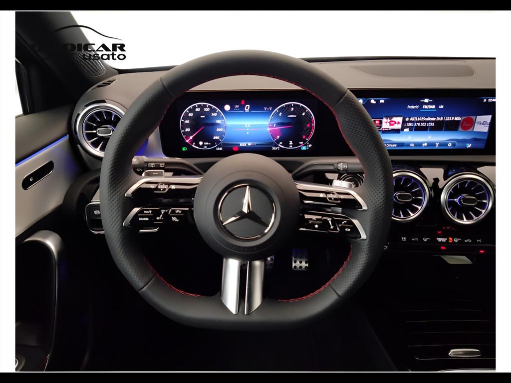 Mercedes-Benz Classe A - W177 2023 - A 180 d AMG Line Advanced Plus auto