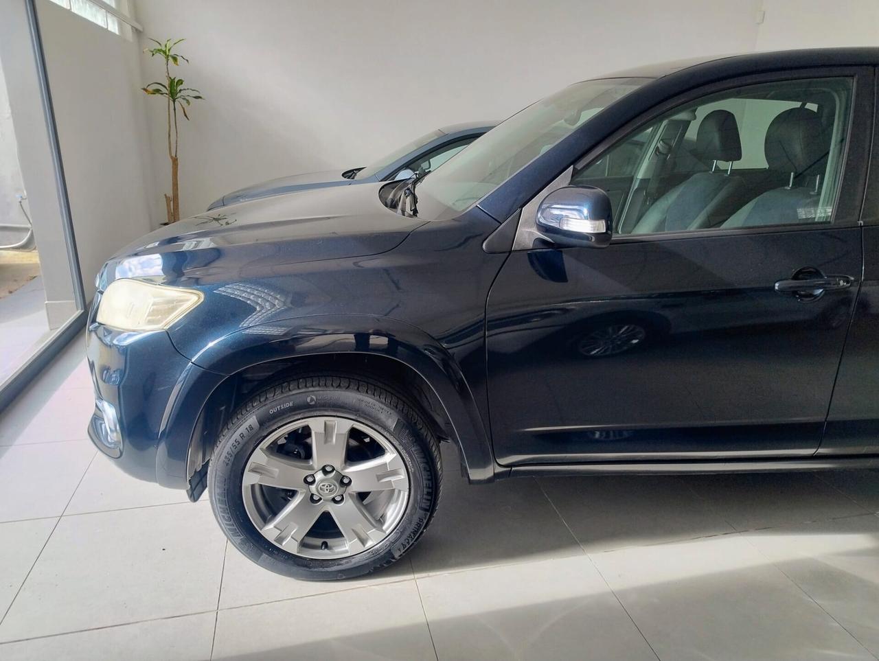 Toyota RAV 4 RAV4 Crossover 2.2 D-Cat A/T 150 CV Executive