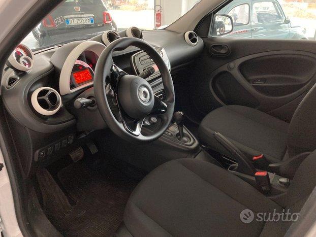 Smart ForFour Eq