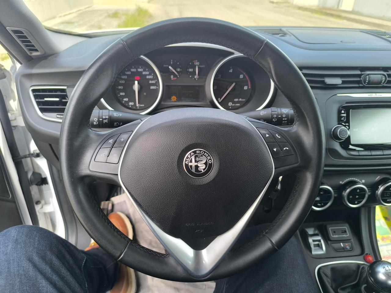 ALFA ROMEO GIULIETTA 1.6 DIESEL 120cv 07/2017 1 PROPIETARIO PARI AL NUOVO