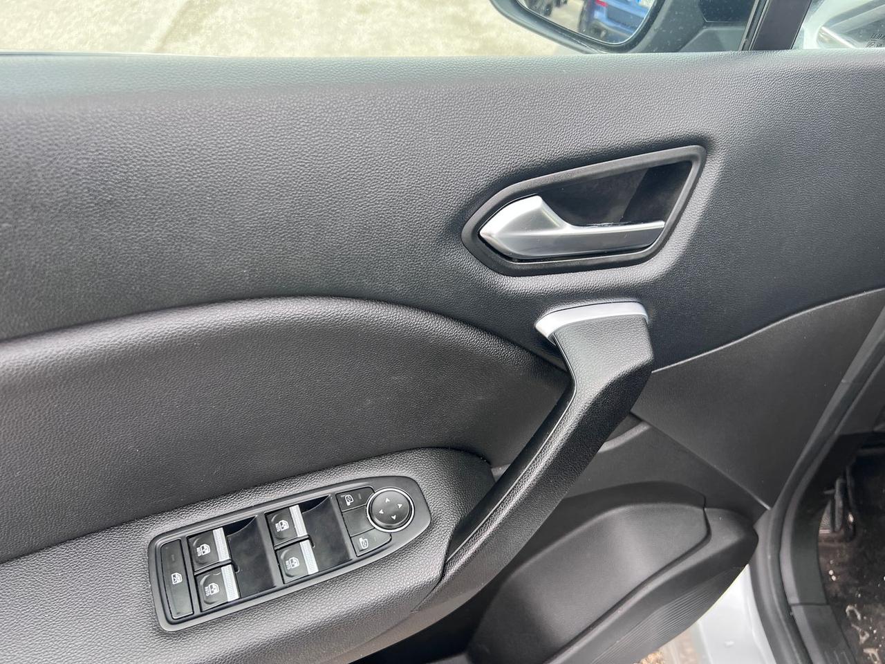 Renault Captur E-TECH 145 HEV Intens #10239