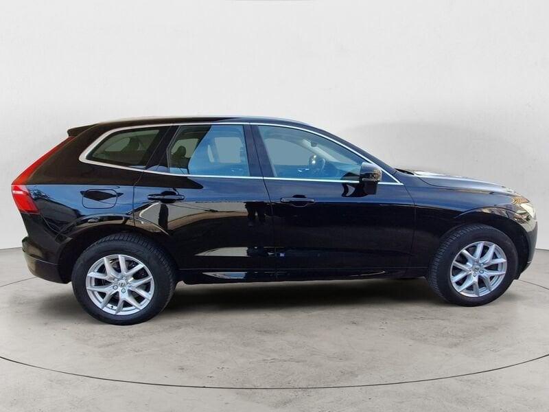 Volvo XC60 B4 197+14 CV AWD Automatica Mild Hybrid Momentum Pro