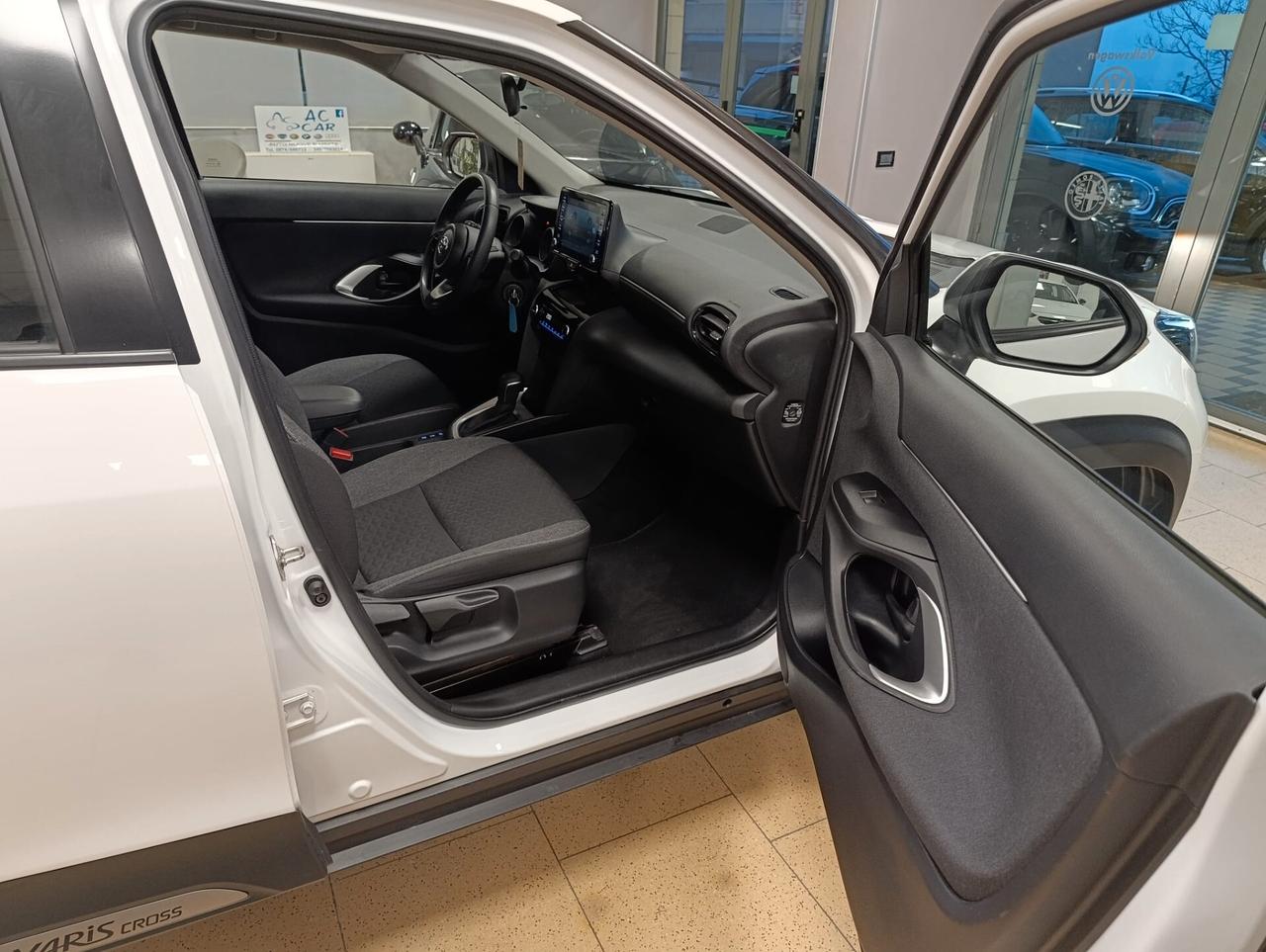 Toyota Yaris Cross 1.5 Hybrid 5p. E-CVT Active