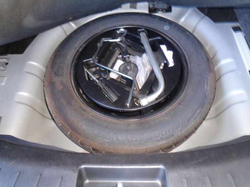 Lancia Ypsilon Ypsilon 1.0 FireFly 5 porte S&S Hybrid Ecochic Silver