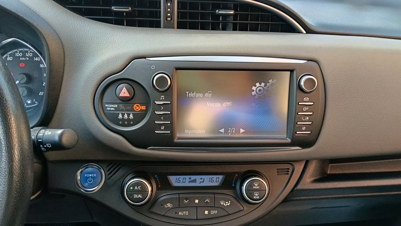 TOYOTA YARIS 1.5 HYBRID AUTO-PREZZO PROMO!