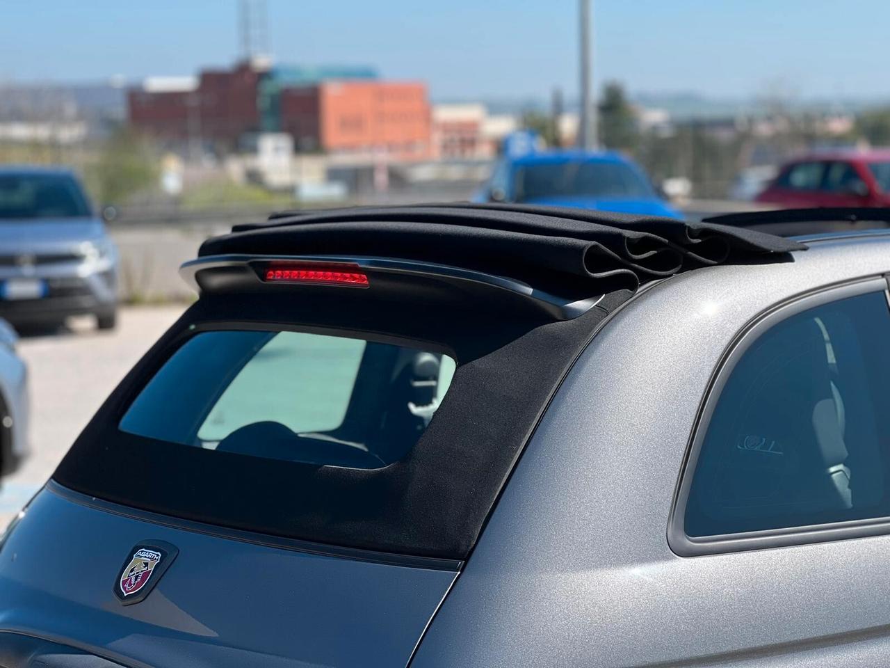 Abarth 595 C 1.4 Turbo T-Jet 165 CV