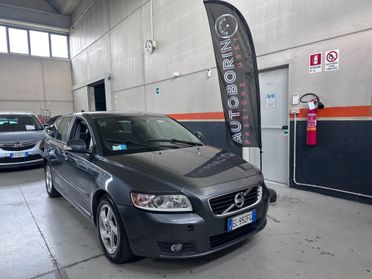 Volvo V50 D2 POLAR