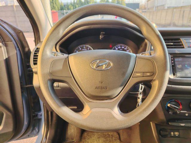 HYUNDAI i20 1.2 5 porte Go! PREZZO REALE - NEOPATENTATI