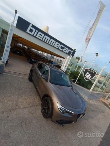 ALFA ROMEO Stelvio 2.0 Turbo 280 CV AT8 Q4 B-Tec