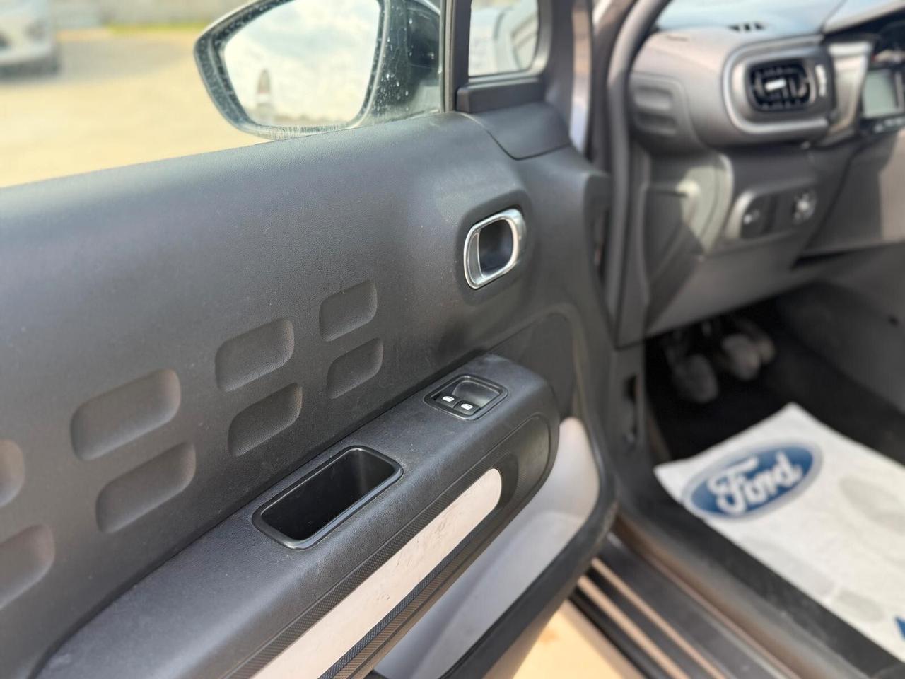 CITROEN C3 1.2 83 CV S&S SHINE- KM 39000 AZIENDALE