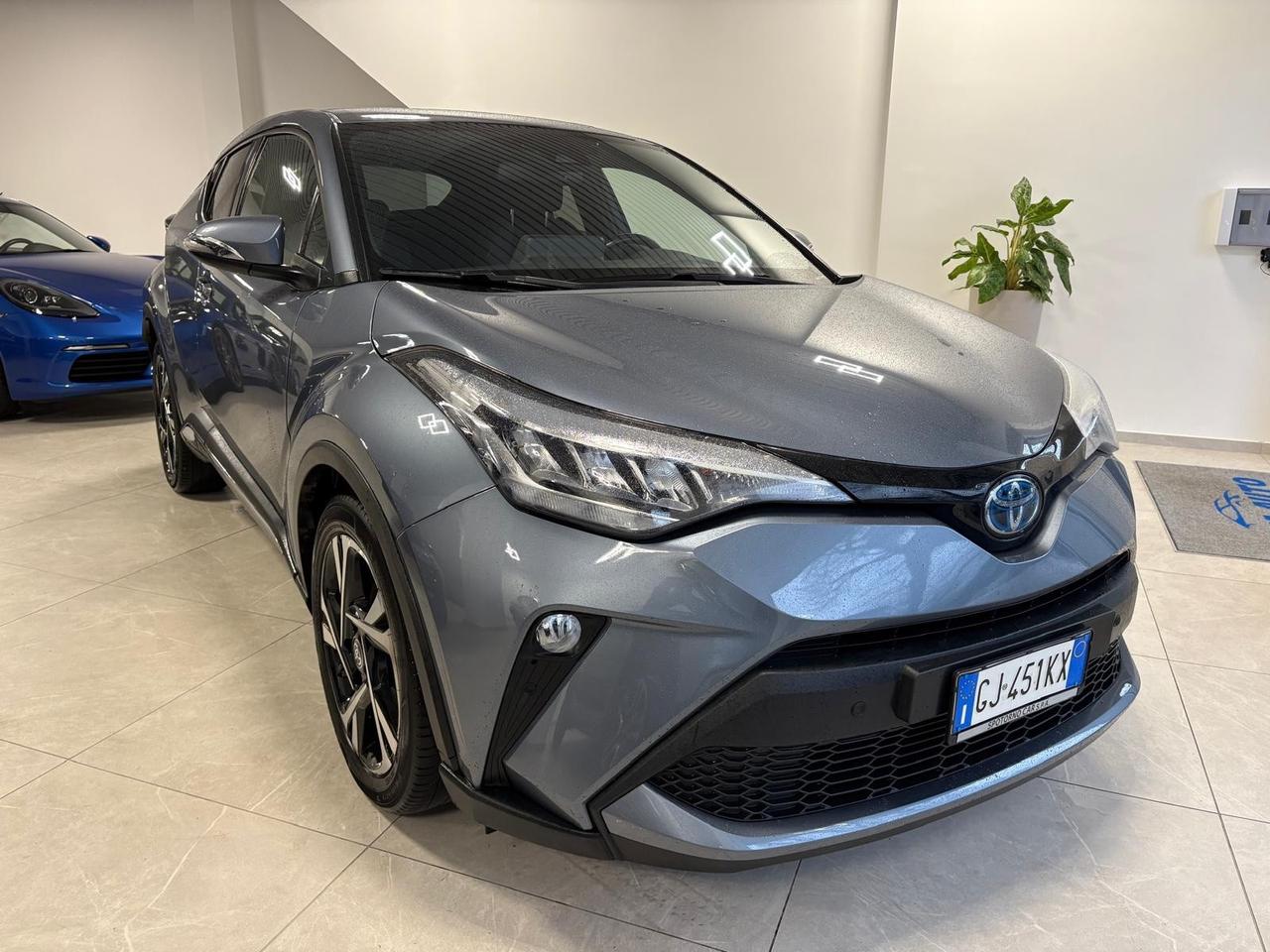 Toyota C-HR 1.8 Hybrid E-CVT Trend