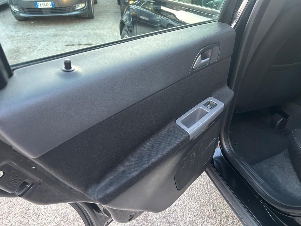 Volvo V50 1.6 D 150000km
