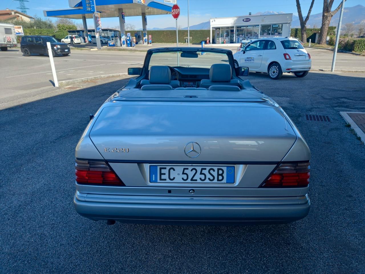 Mercedes-benz E 220 Cabrio 22