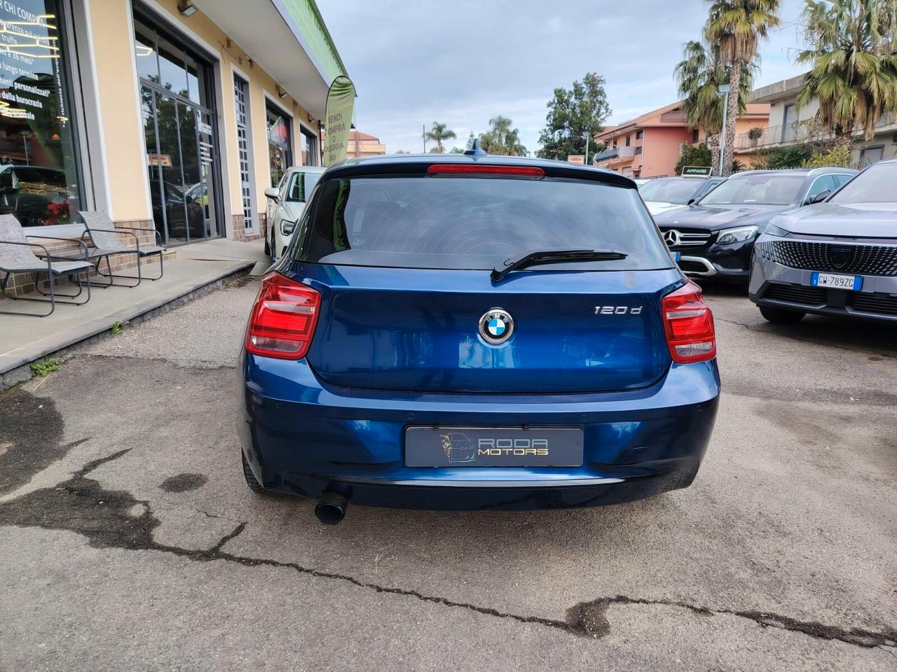 Bmw 120d xDrive 5p. Urban