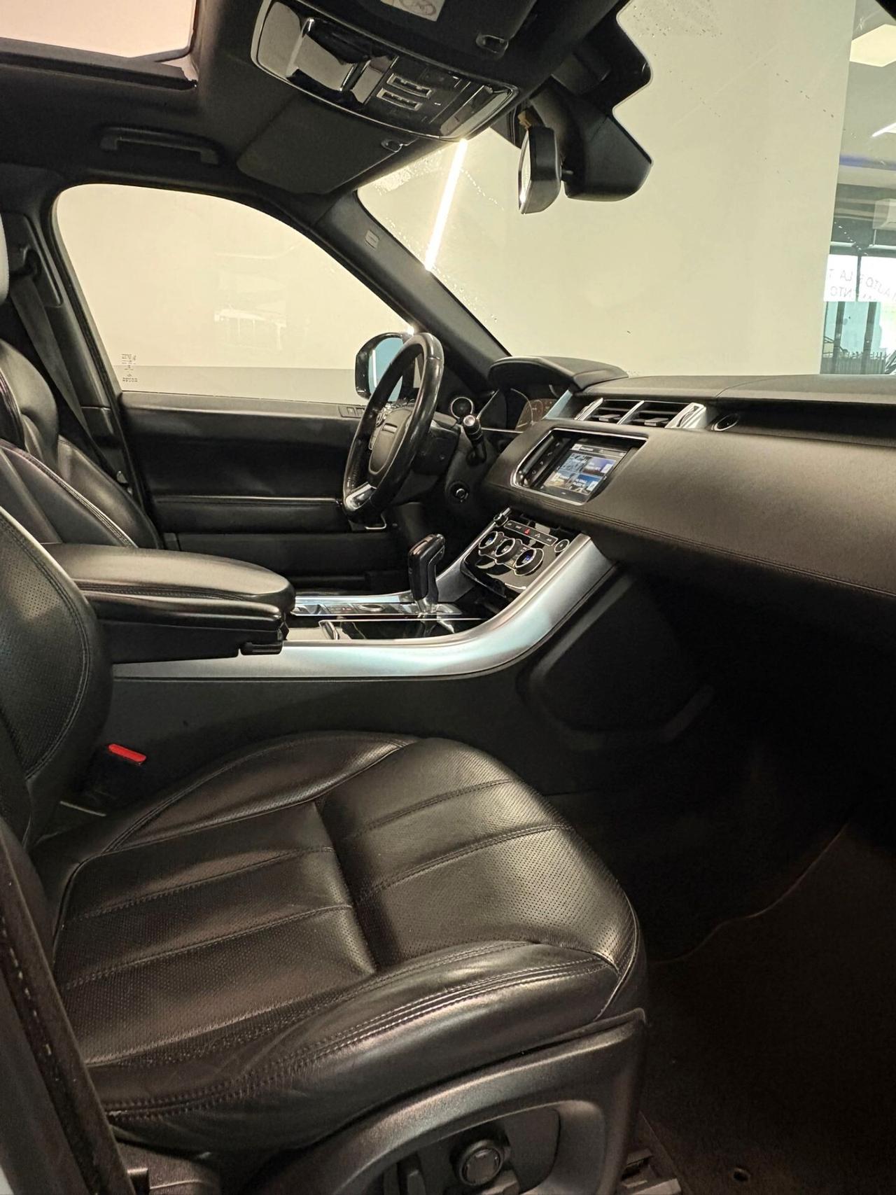 Land Rover Range Sport 3.0 TDV6 HSE Dynamic