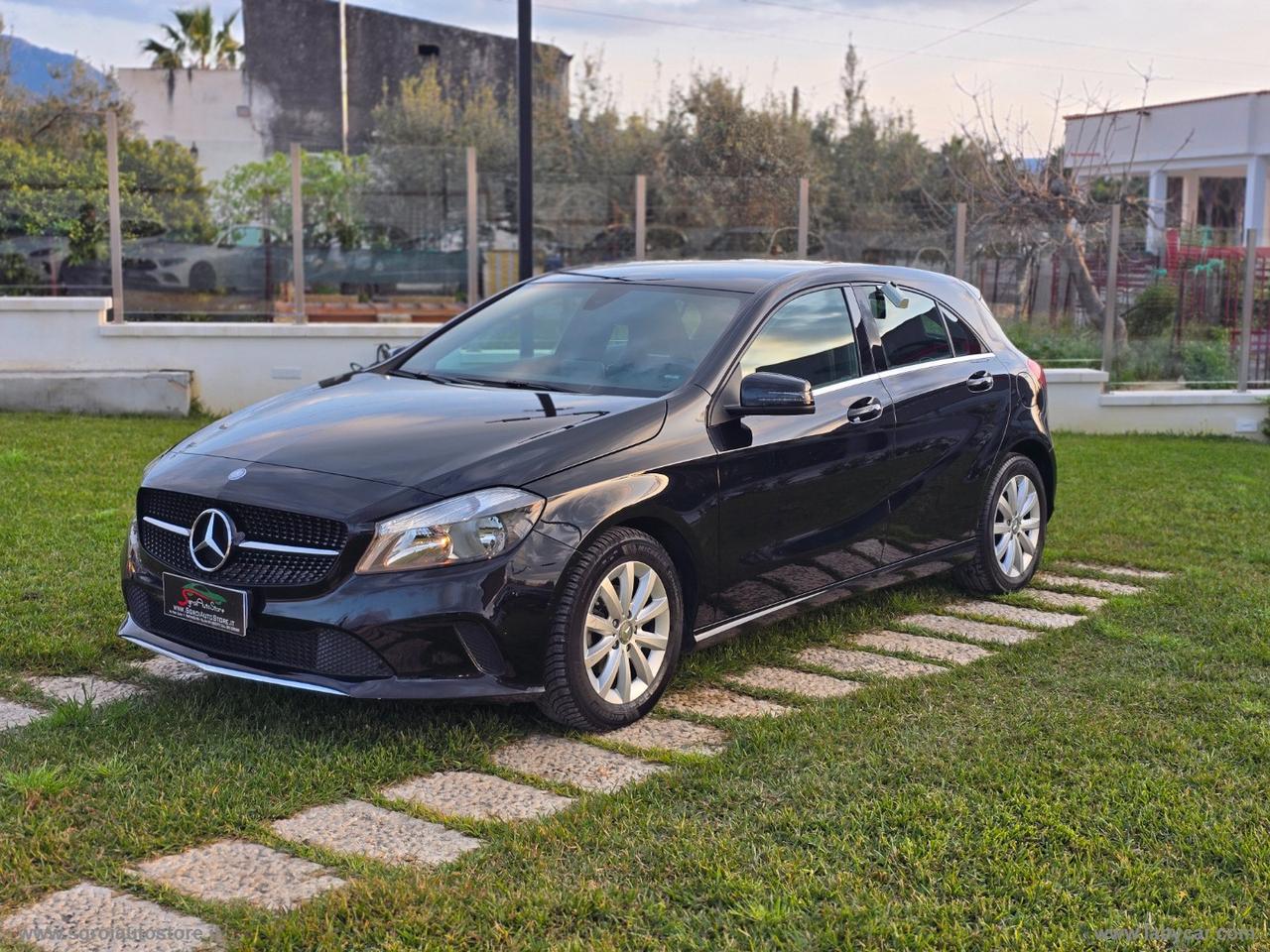 MERCEDES-BENZ A 180 d Sport