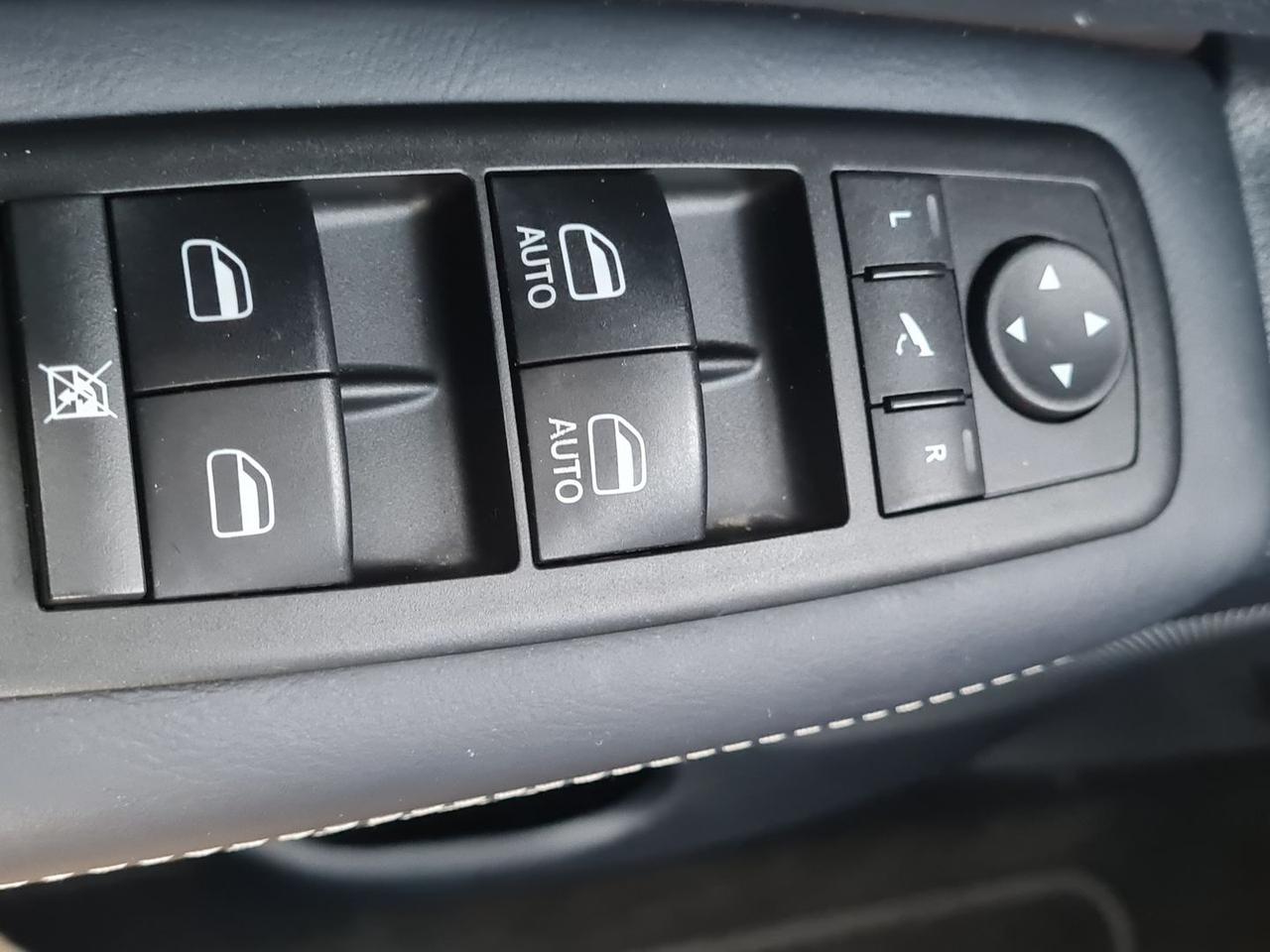 Jeep Grand Cherokee 3.0 V6 CRD Overland #7863