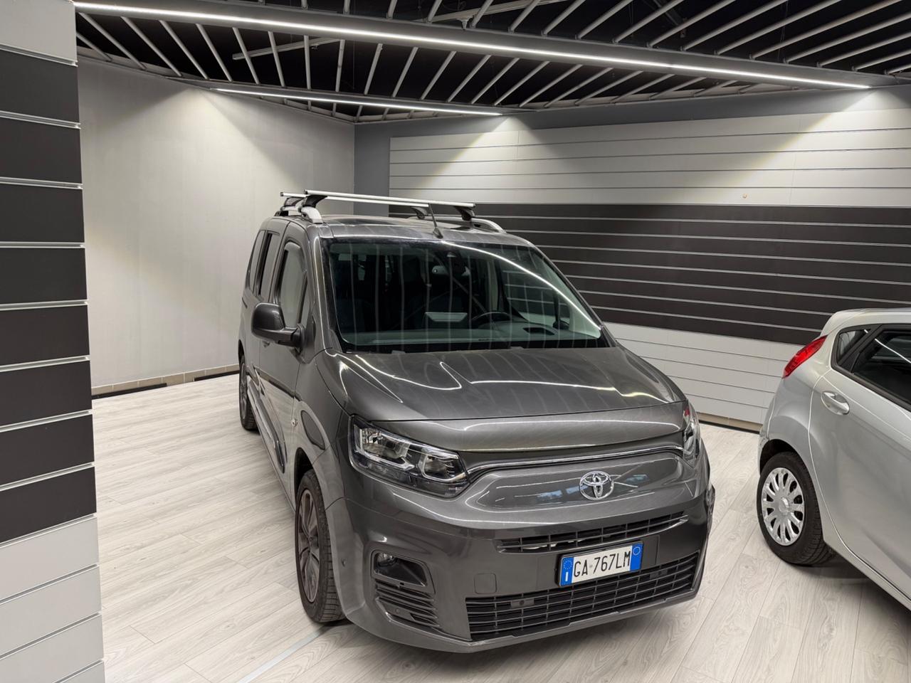 Toyota Proace City Verso 1.5D 130 CV S&S Short D A/T Luxury