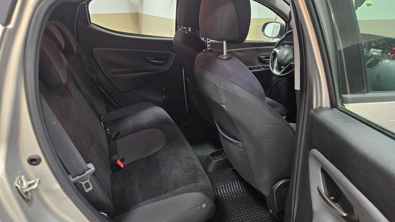 Lancia Ypsilon 1.3 MJT 16V 95 CV 5 porte S&S Gold
