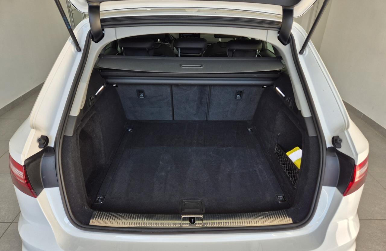 Audi A4 Avant 30 2.0 tdi 136cv S tronic