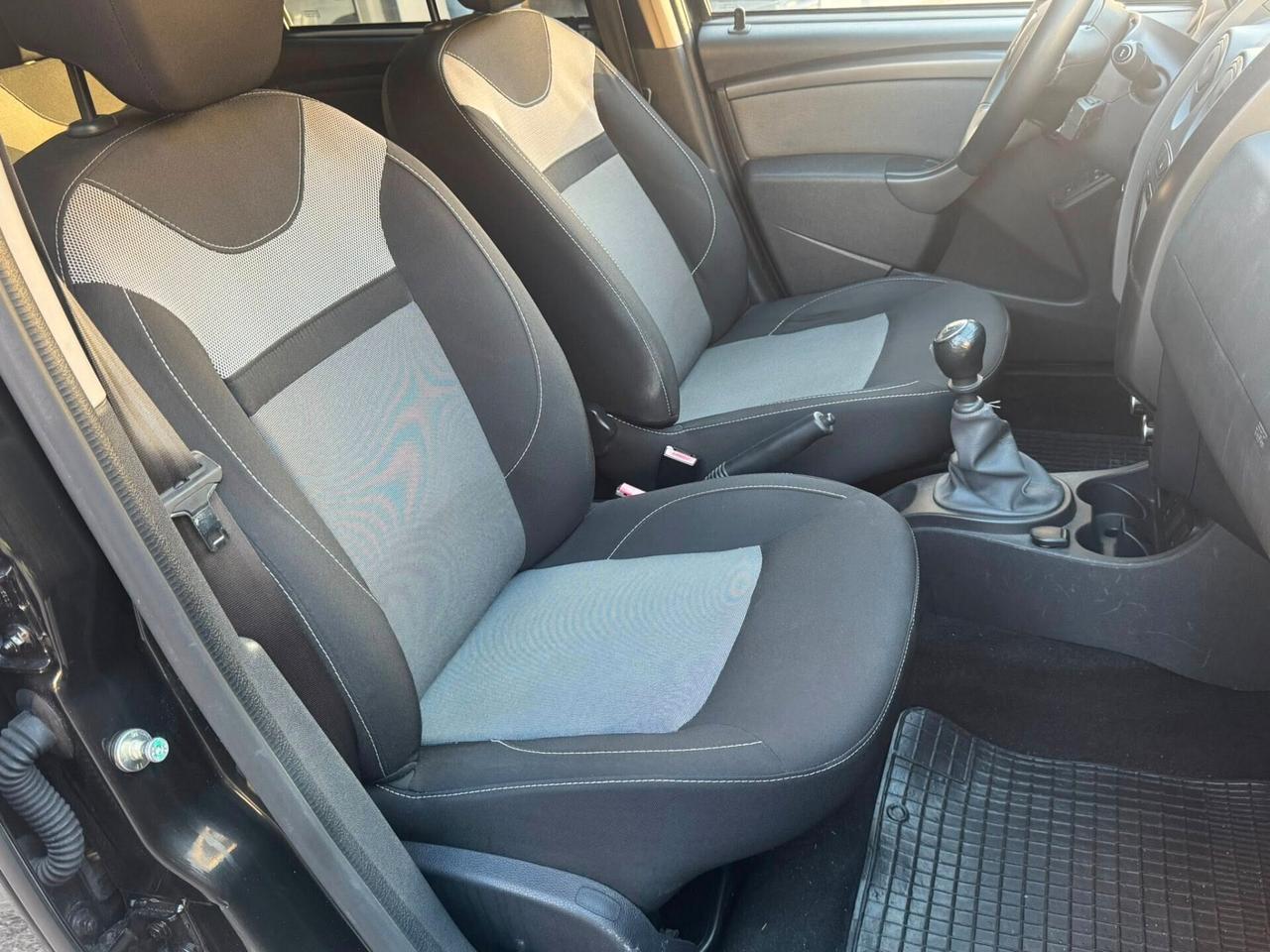 DACIA DUSTER 1.5 DCI 110 CV. 4X2 LAUREATE GANCIO TRAINO