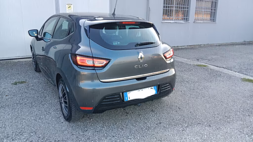 Renault Clio 1.5 dci Moschino Zen - euro 6