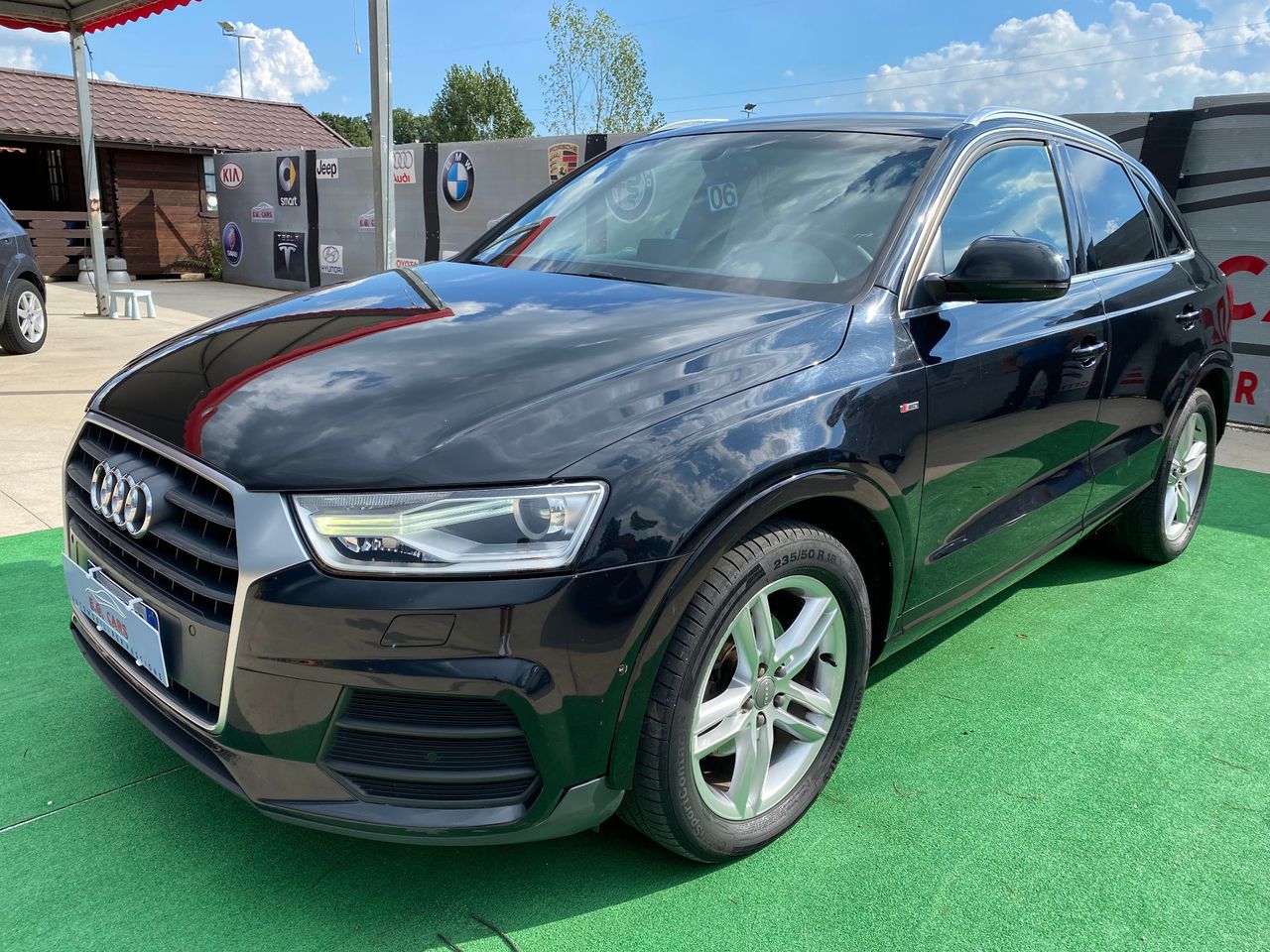 Audi Q3 2.0 Tdi S-linenaviledpellem.o.t.ore Nuovo