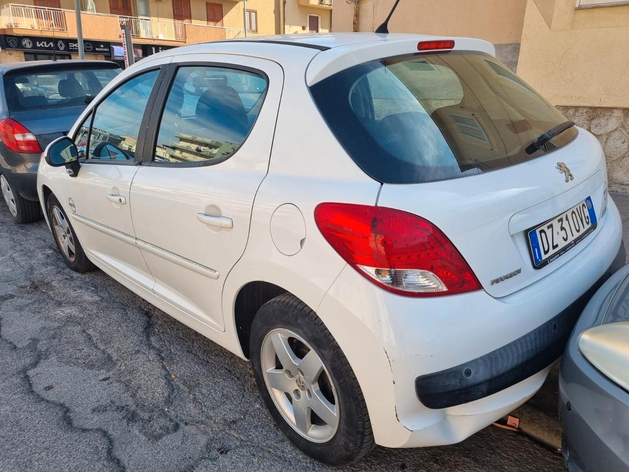 Peugeot 207 1.4 HDi 70CV 5p. Sweet Years