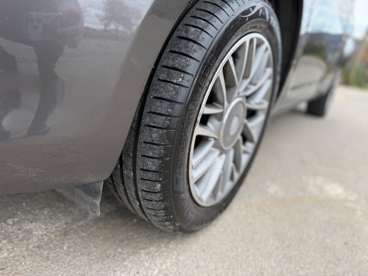 Lancia Ypsilon 1.2 69 CV 5 porte GPL Ecochic Gold