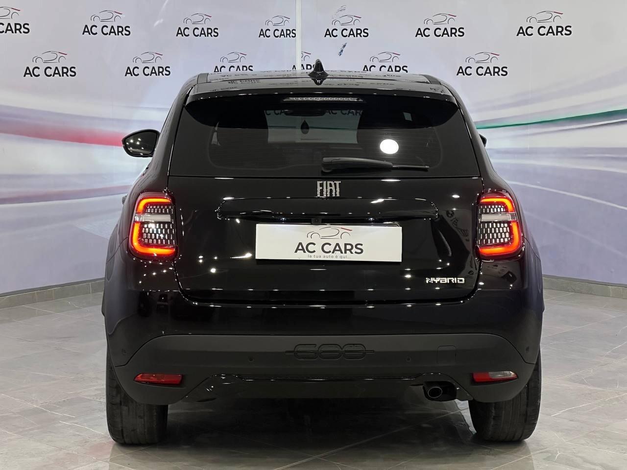 Fiat 600 Hybrid 110 CV DCT MHEV La Prima
