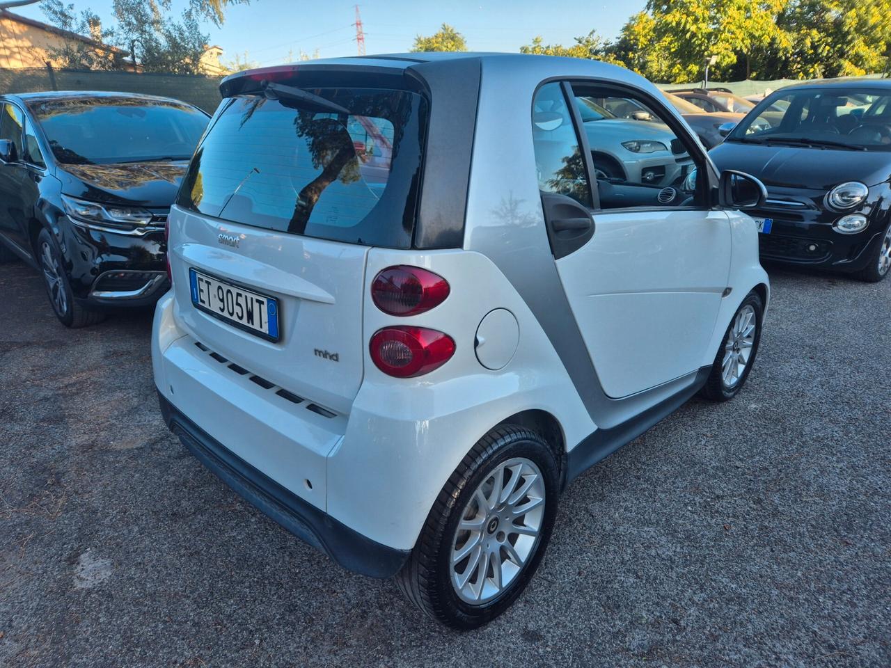 Smart ForTwo 1000 45 kW MHD coupé pure