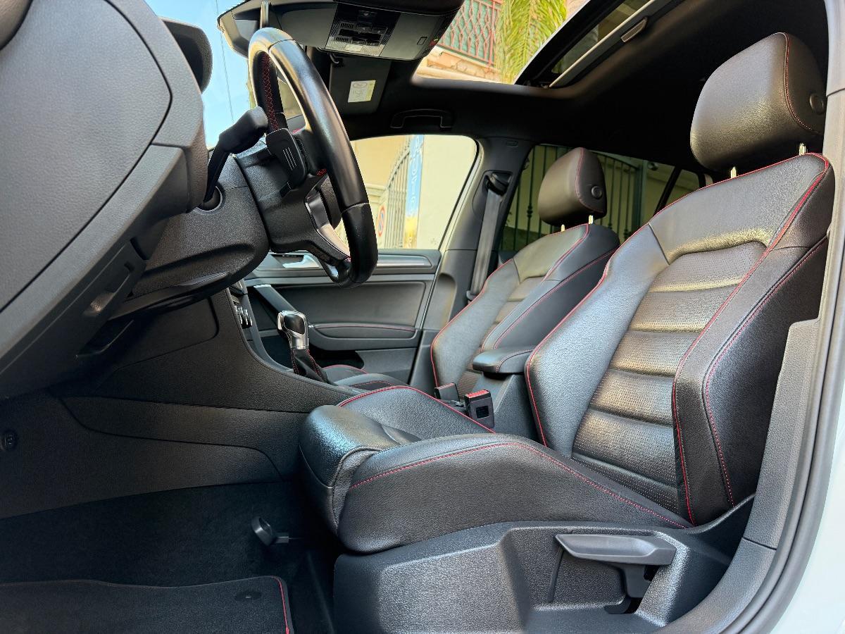 Volkswagen Golf 7.5 GTI 2.0 TSI 245 CV