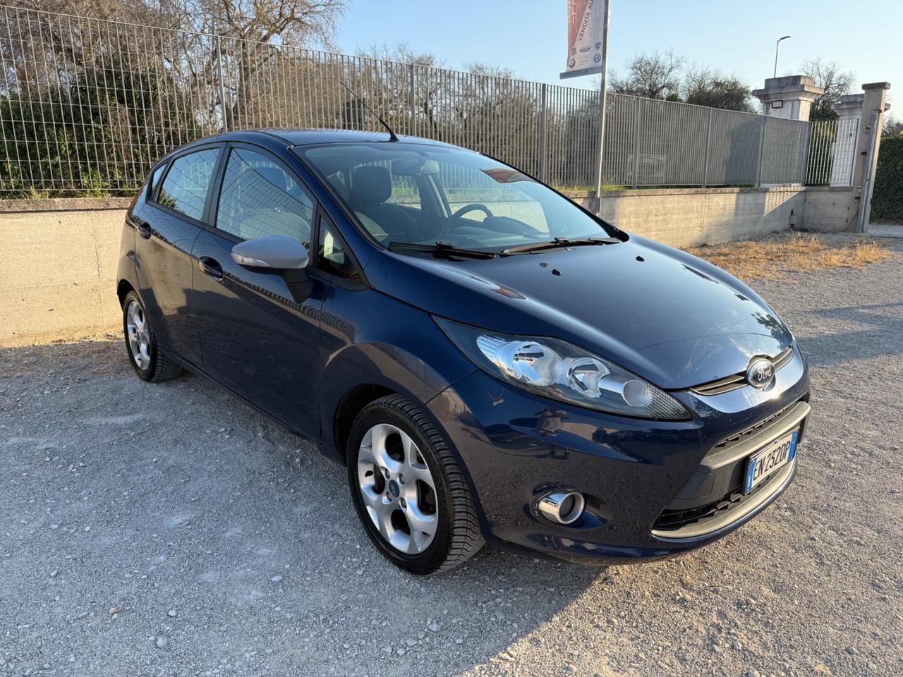 Ford Fiesta 1.4 5 porte Bz.- GPL Titanium