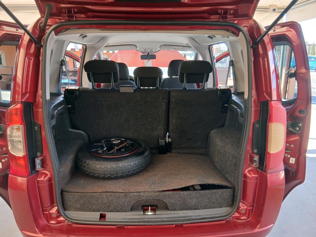 Fiat Qubo 1.4 8V 77 CV Natural Power 10