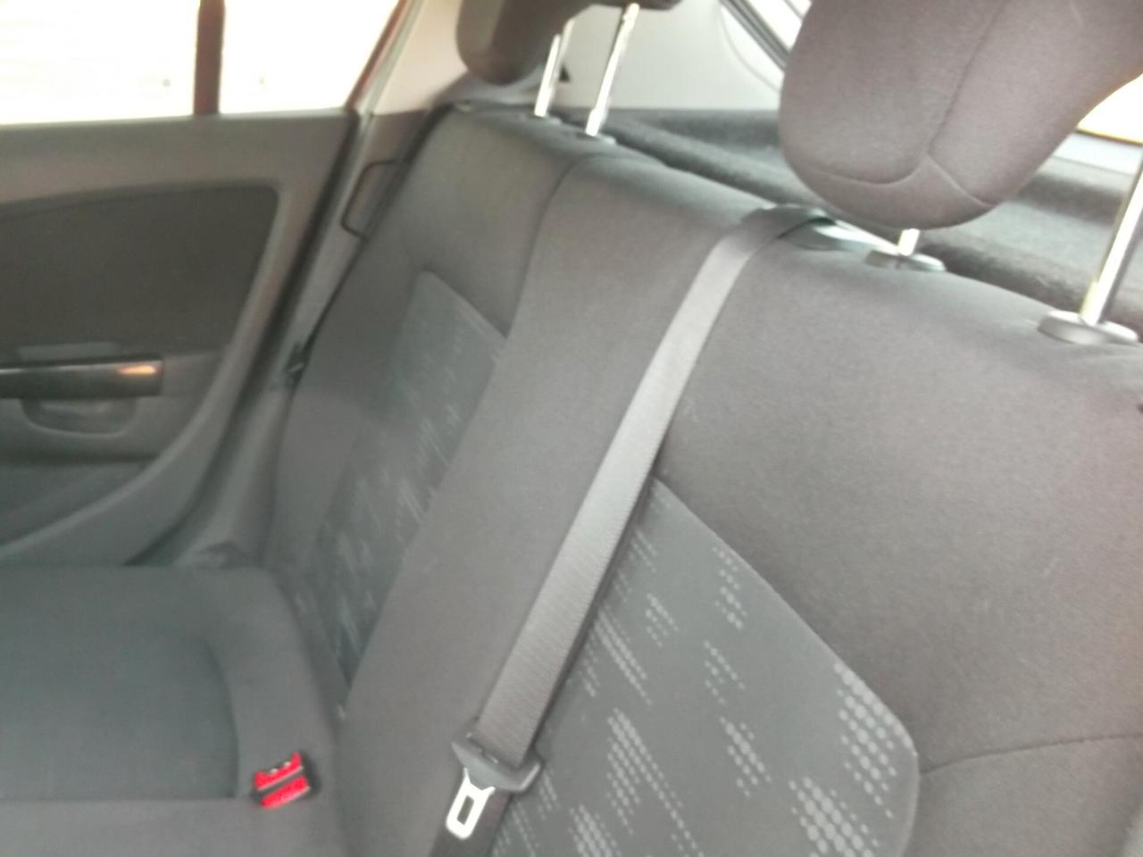 Opel Corsa 1.3 Cdi 5P. Neopatentati 2012