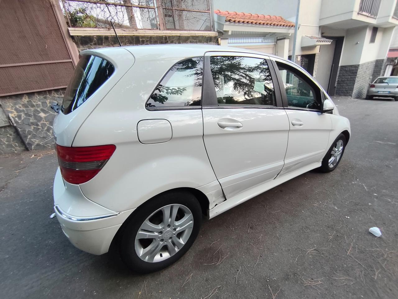 Mercedes-benz B 180 CDI 2011