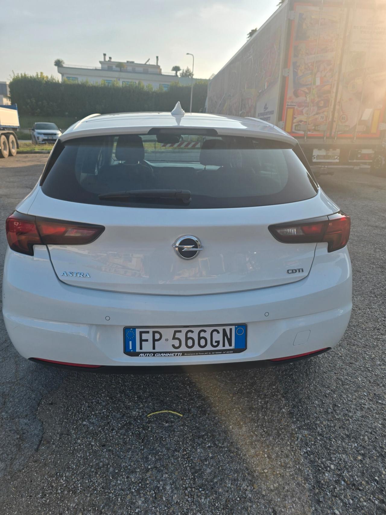 Opel Astra 1.6 CDTi 136CV Start&Stop 5 porte Innovation