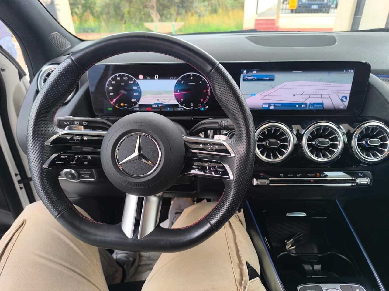 Mercedes GLA 200d 2.0CC 150CV Automatic Executive 2023