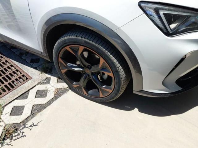 CUPRA Formentor 1.4 eTSI e-Hybrid DSG Plug-in