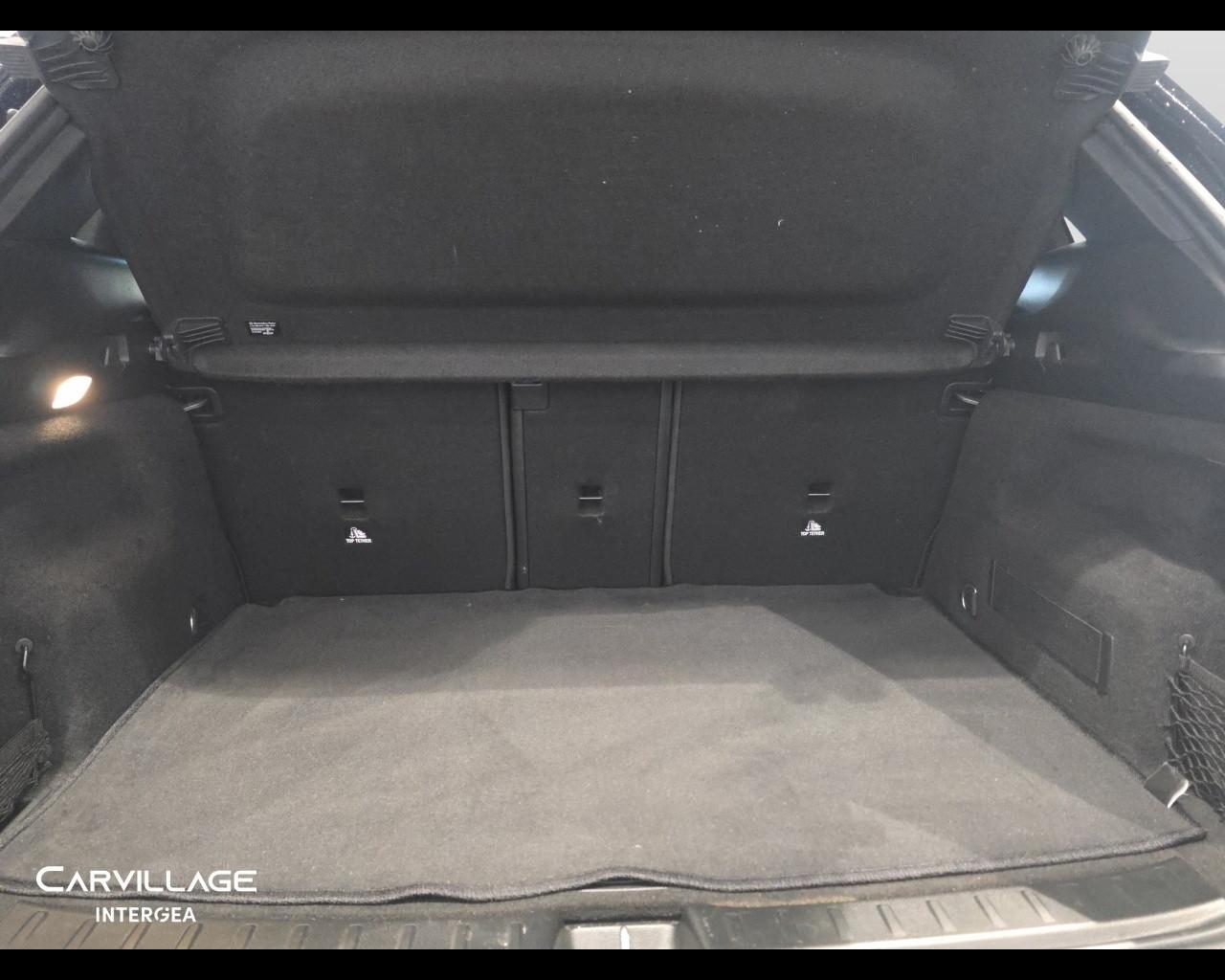 Mercedes-Benz GLA 180 Premium auto