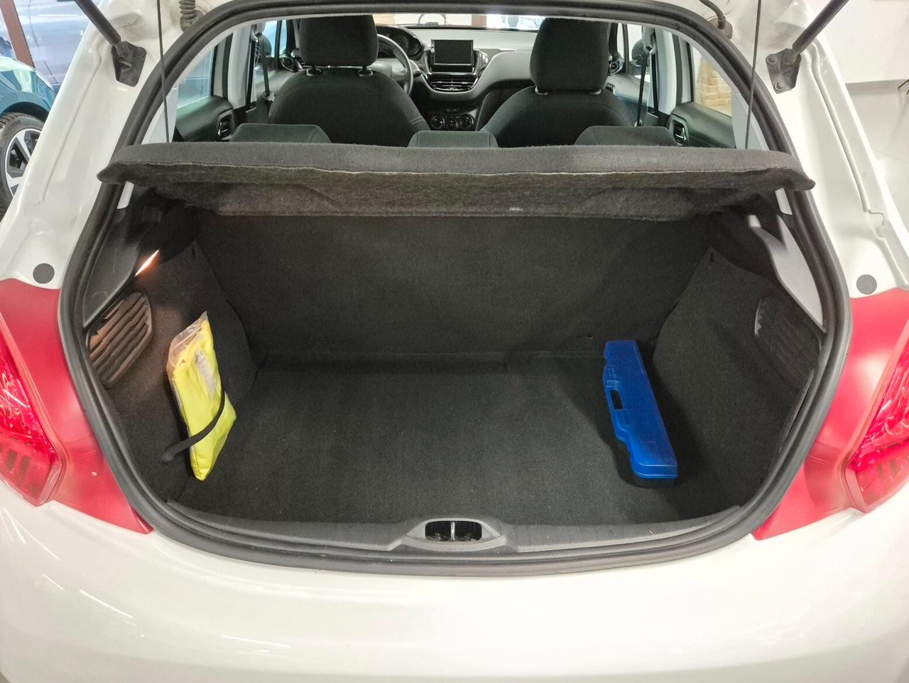 Peugeot 208 1.2 VTi 82 CV 5 porte Access