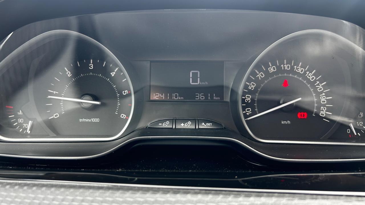 Peugeot 2008 BlueHDi 75 Active 124000km