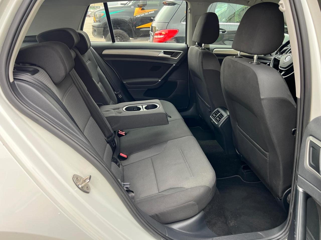 Volkswagen Golf 1.6 TDI DSG 5p. PER NEOPATENTATI CAMBIO AUTOMATICO